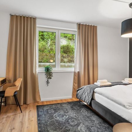 Deluxe Apartment In Bielefeld City Mit Parkplatz Und Terrasse Esterno foto