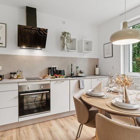 Deluxe Apartment In Bielefeld City Mit Parkplatz Und Terrasse Esterno foto
