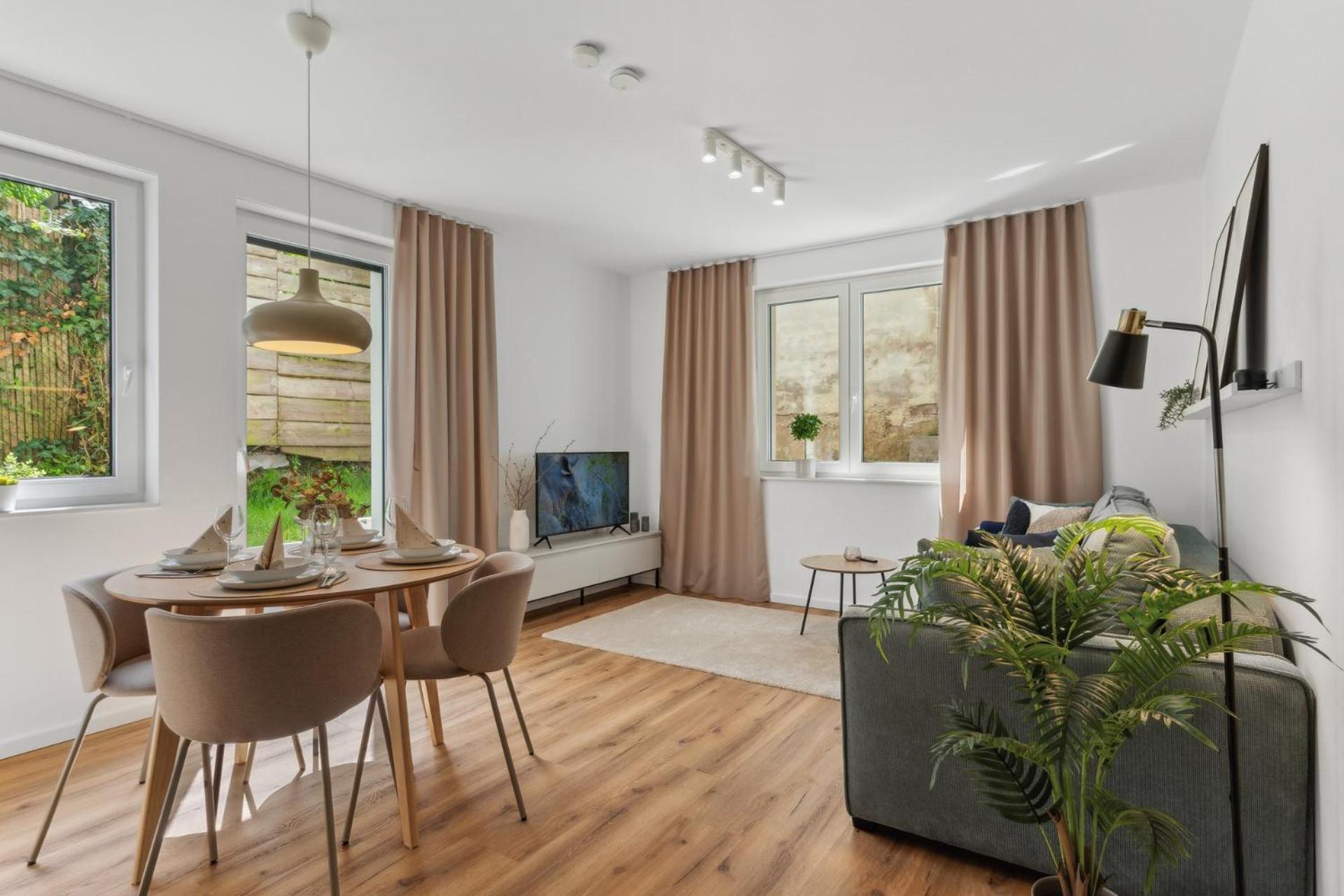 Deluxe Apartment In Bielefeld City Mit Parkplatz Und Terrasse Esterno foto