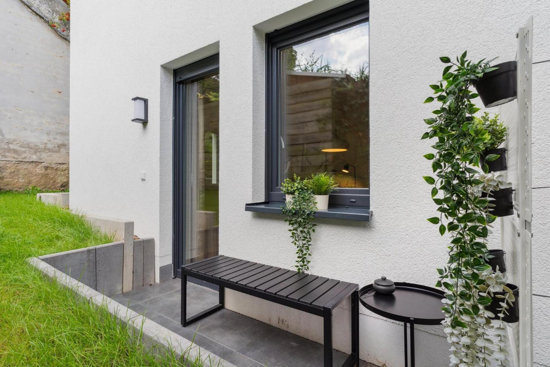 Deluxe Apartment In Bielefeld City Mit Parkplatz Und Terrasse Esterno foto